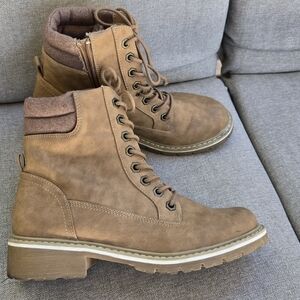Report Brown Lace Up Hike Boots